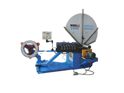 Mașină de conducte în spirală pentru tuburi de aer